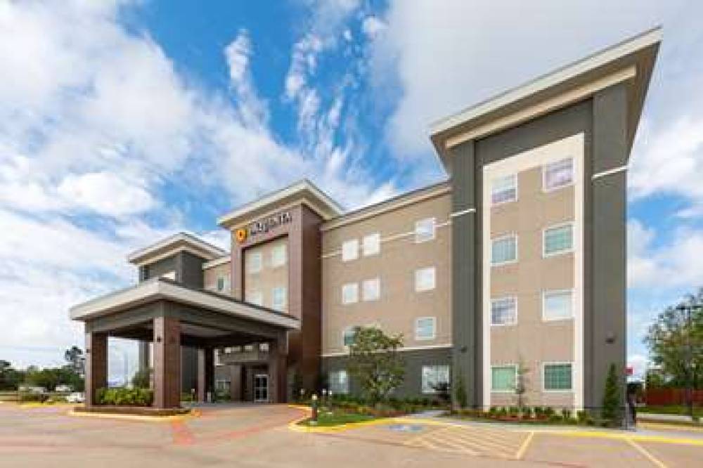 La Quinta Inn & Suites McAlester 1