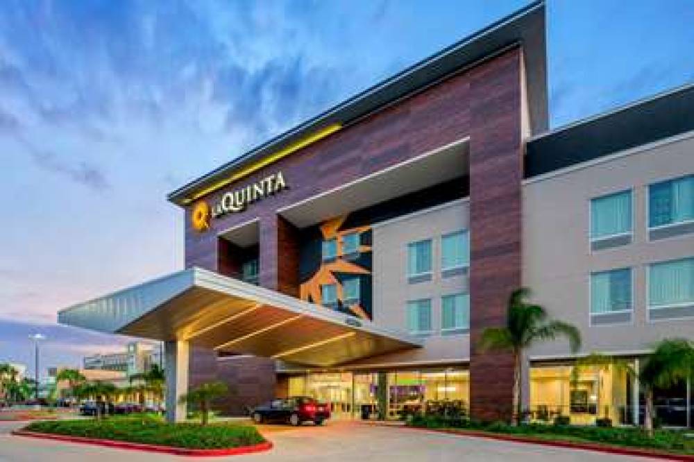 La Quinta Inn & Suites McAllen Convention Center 2