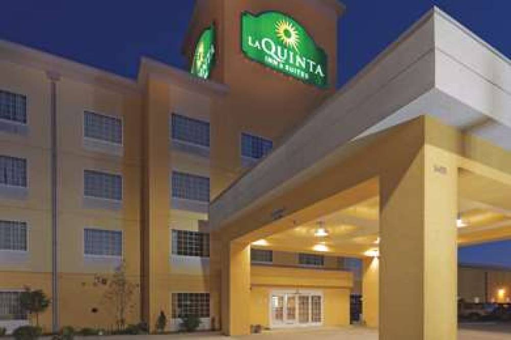 La Quinta Inn & Suites Minot 1