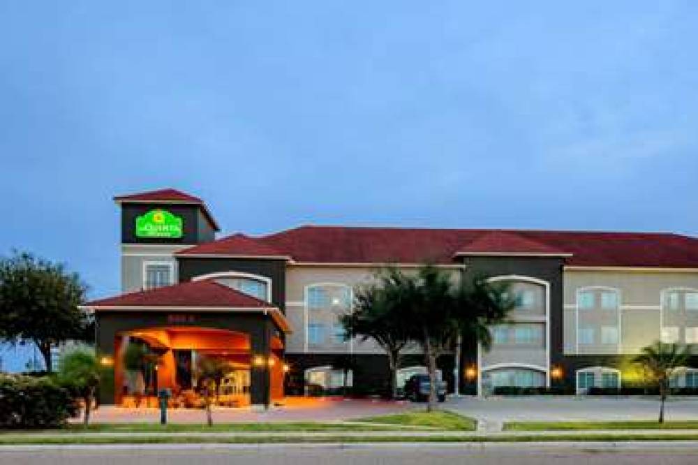 La Quinta Inn & Suites Mission At West McAllen 3