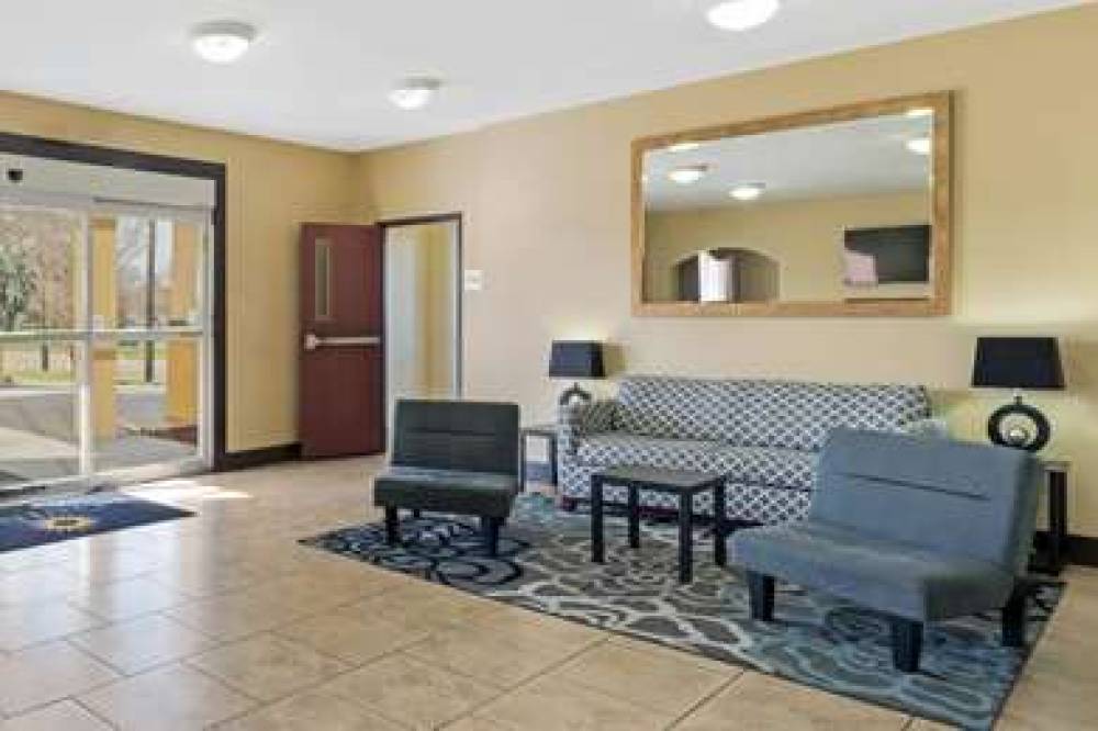 La Quinta Inn & Suites Morgan City 7