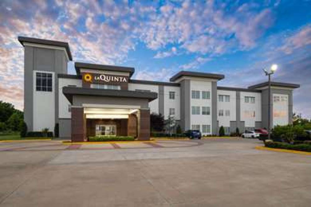 La Quinta Inn & Suites Muskogee 3