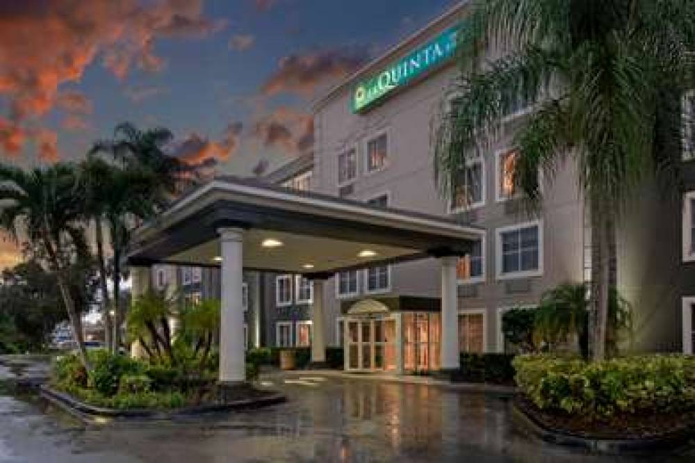 La Quinta Inn & Suites Naples East (I-75) 4