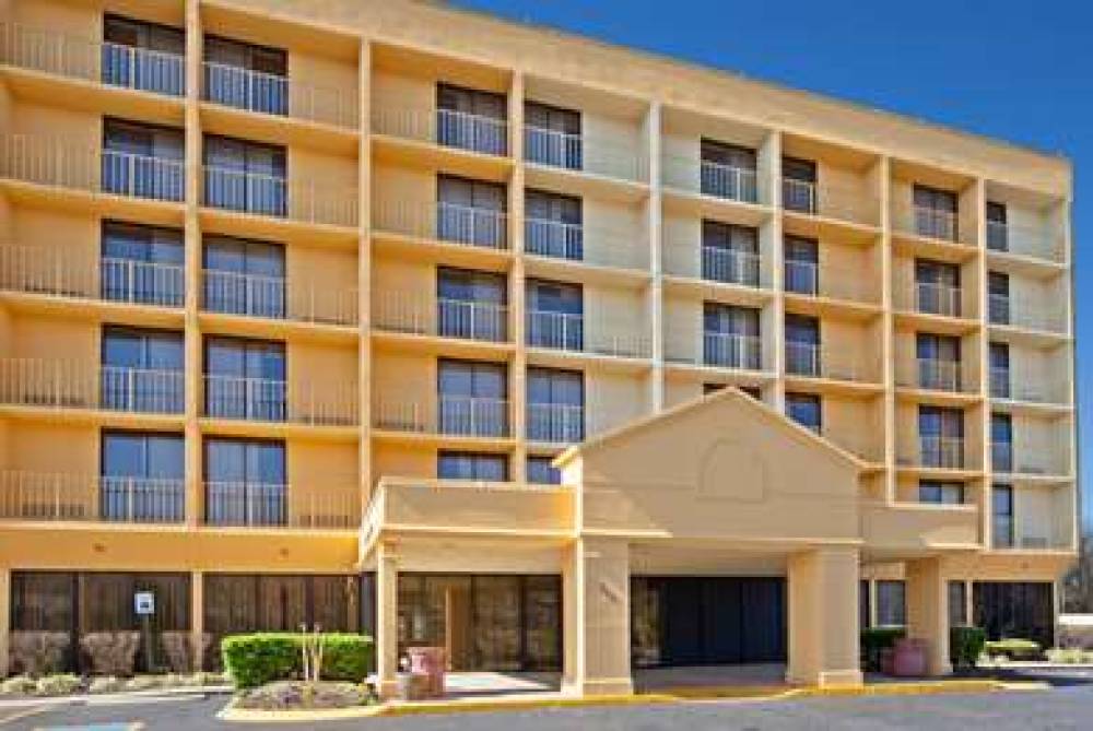 La Quinta Inn & Suites Nashville Airport/Opryland 2