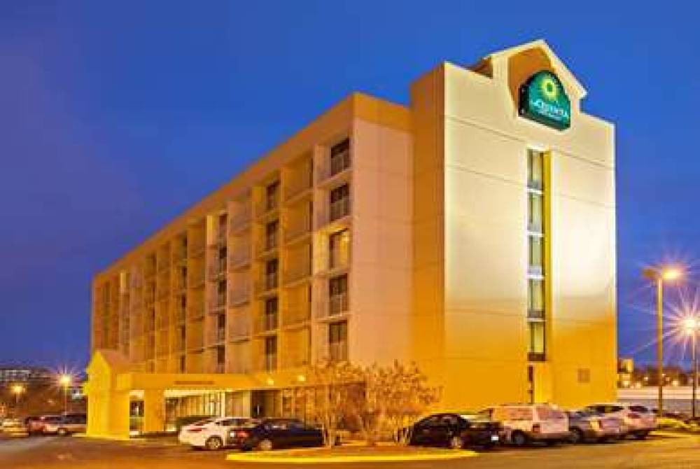 La Quinta Inn & Suites Nashville Airport/Opryland 1