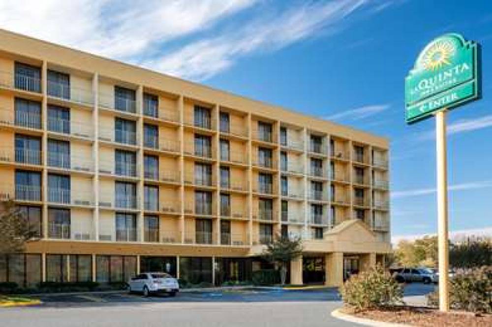 La Quinta Inn & Suites Nashville Airport/Opryland