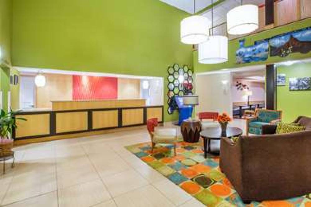 La Quinta Inn & Suites North Platte 3