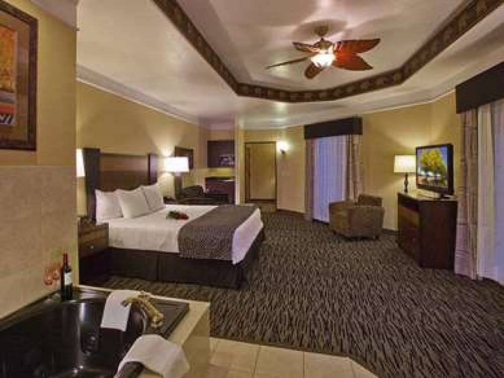 La Quinta Inn & Suites OKC North - Quail Springs 8