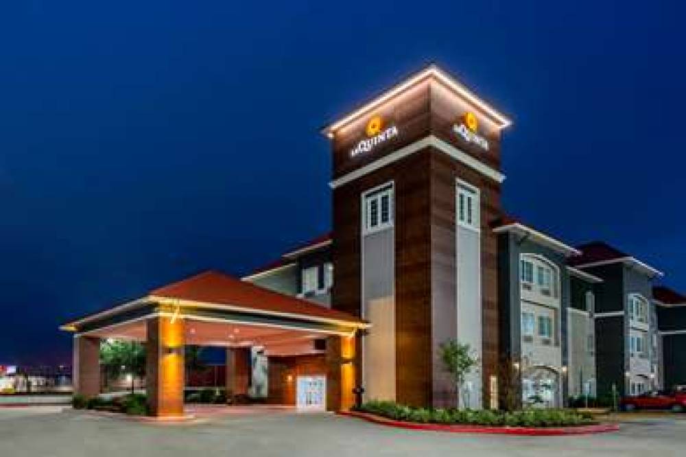 La Quinta Inn & Suites Orange 3