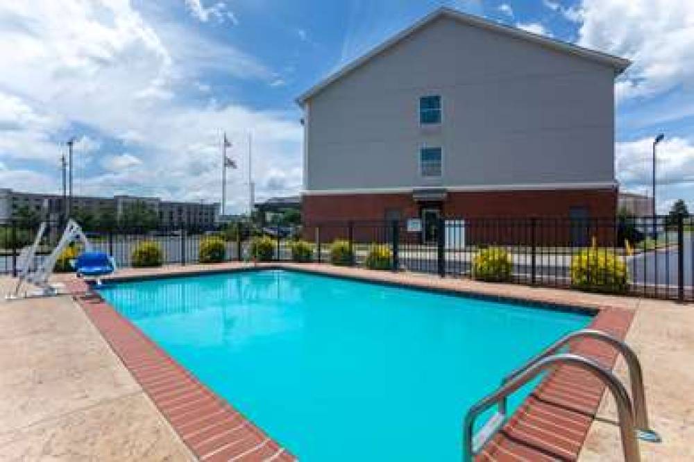 La Quinta Inn & Suites Oxford - Anniston 10