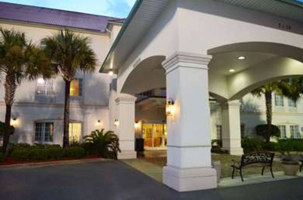 La Quinta Inn & Suites Panama City Beach 1