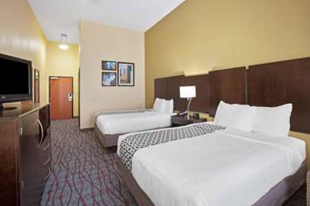 La Quinta Inn & Suites Pasadena North 9