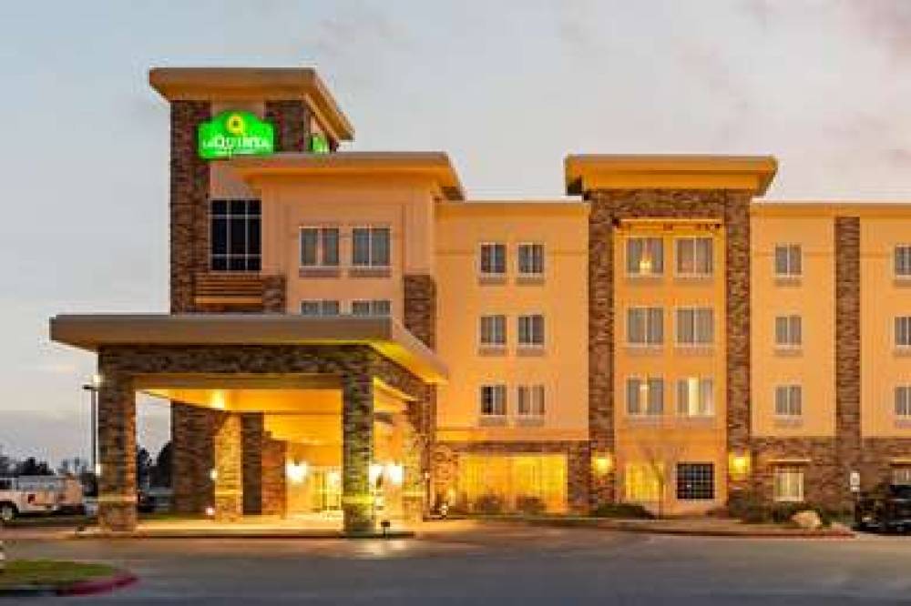 La Quinta Inn & Suites Pecos 4