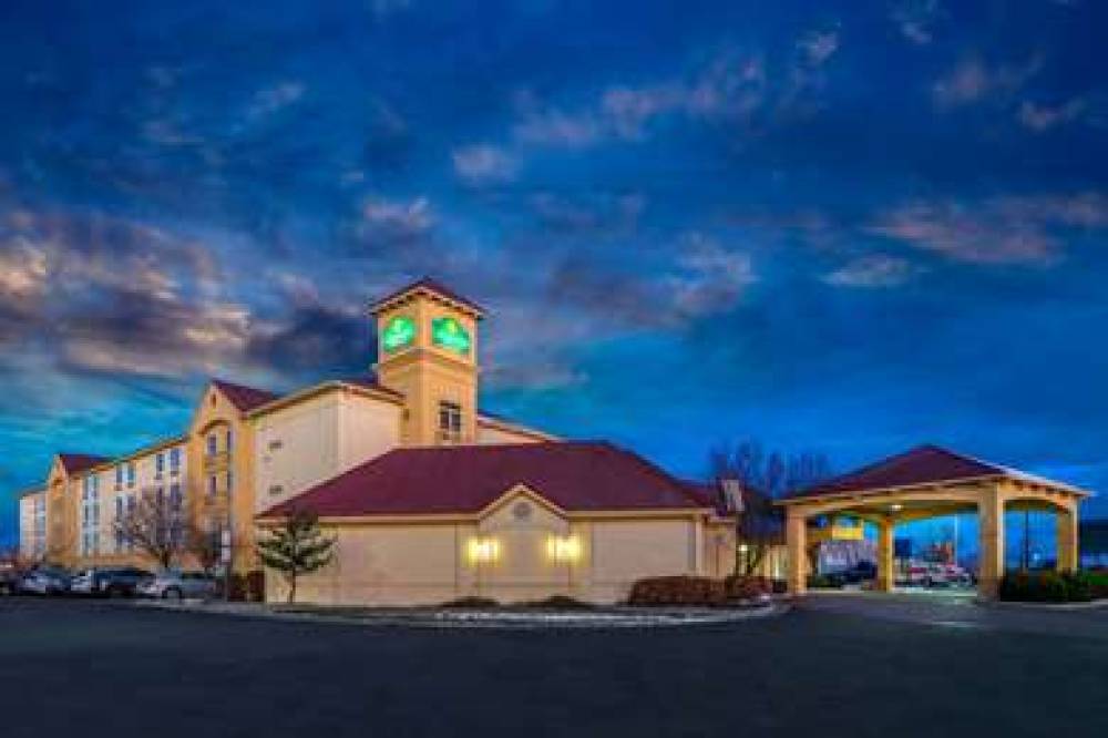 La Quinta Inn & Suites Pueblo 5