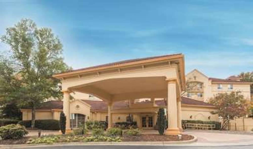 La Quinta Inn & Suites Raleigh/Durham Southpoint 3