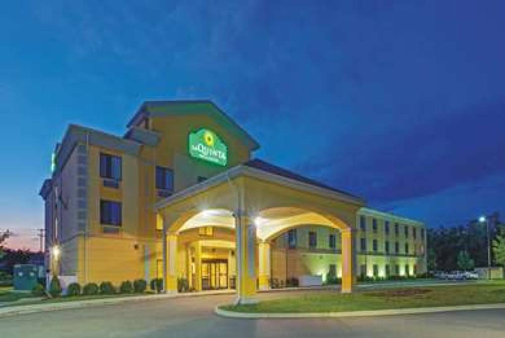 La Quinta Inn & Suites Richmond - Kings Dominion 1