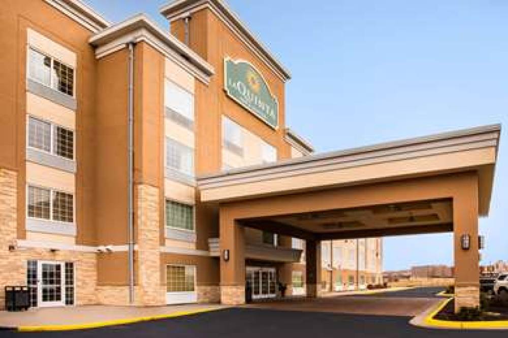 La Quinta Inn & Suites Rochester 2