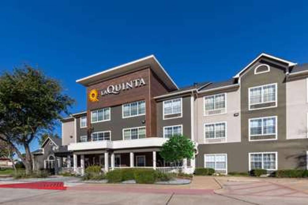 La Quinta Inn & Suites Rockwall 1