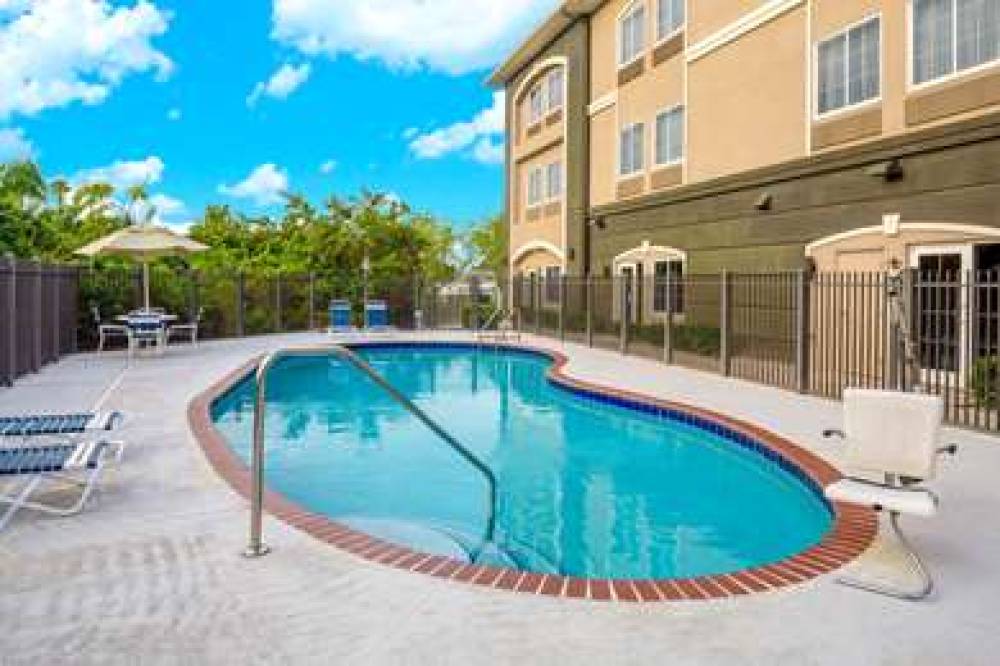 La Quinta Inn & Suites Sebring 8