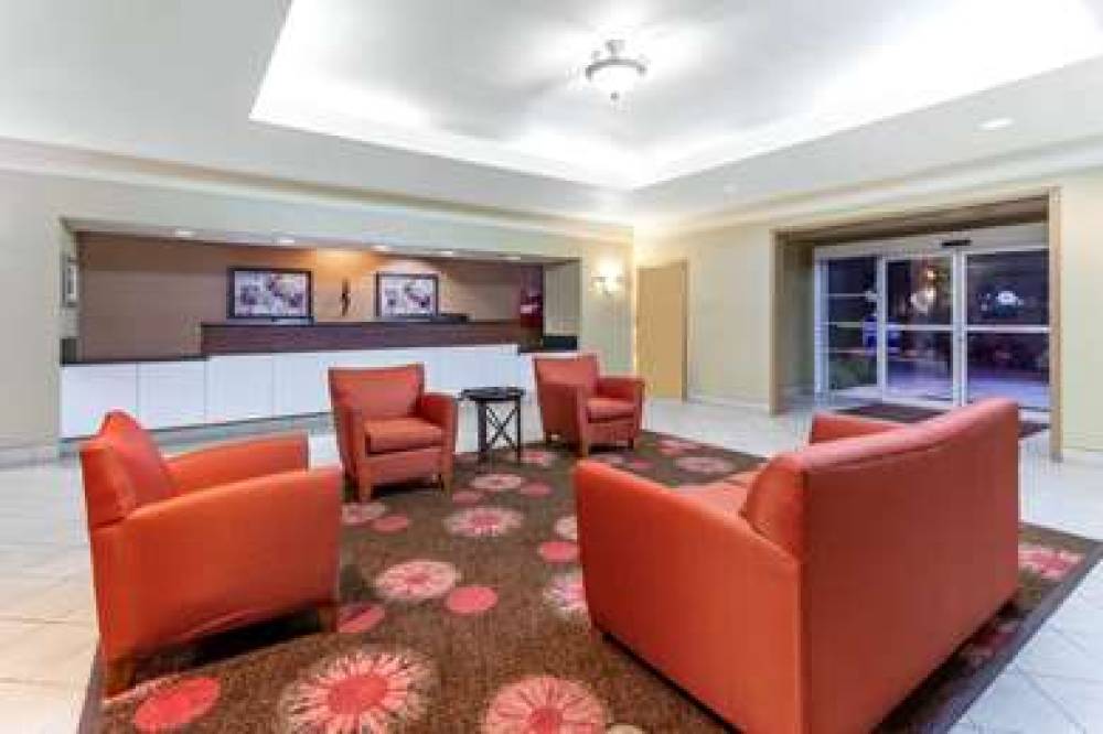 La Quinta Inn & Suites Seguin 6