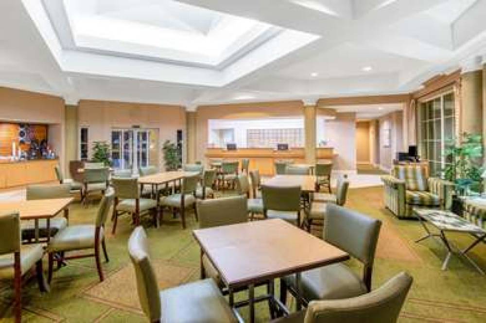 La Quinta Inn & Suites Sherman 3