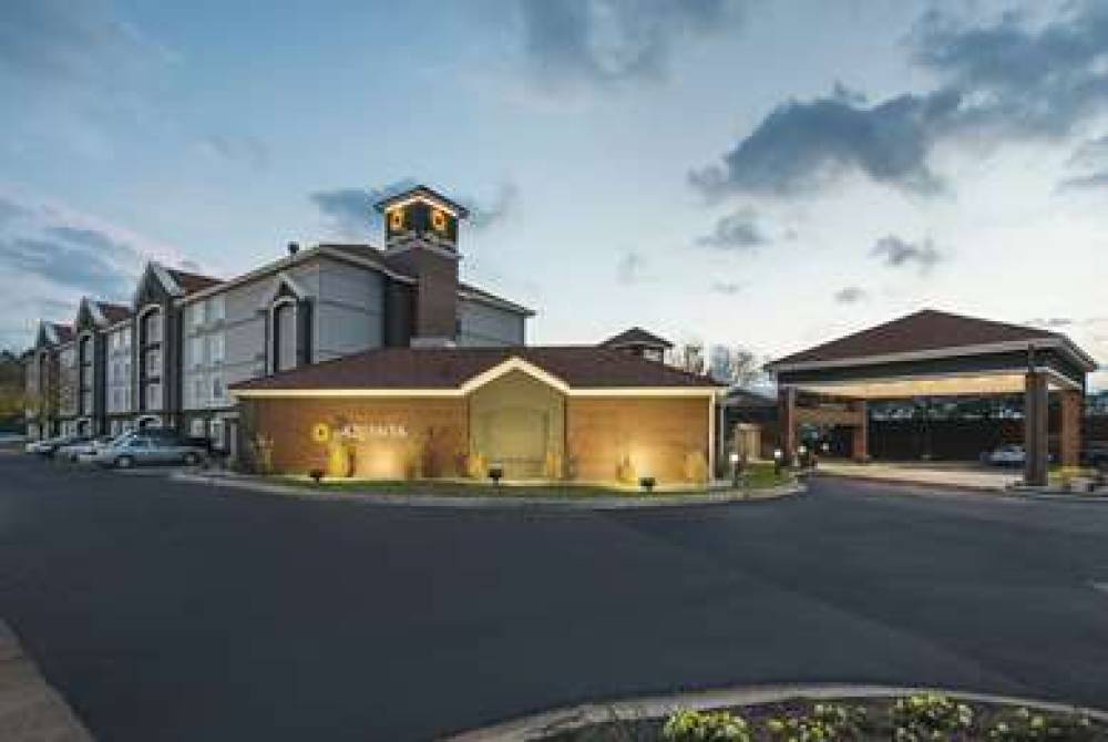 La Quinta Inn & Suites Shreveport Airport 2