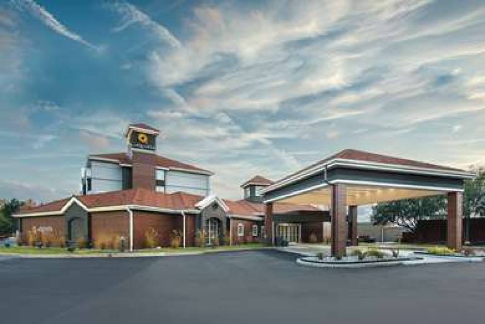 La Quinta Inn & Suites Shreveport Airport 3