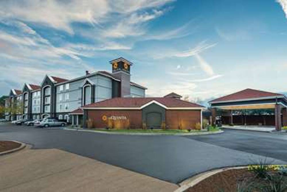 La Quinta Inn & Suites Shreveport Airport 4