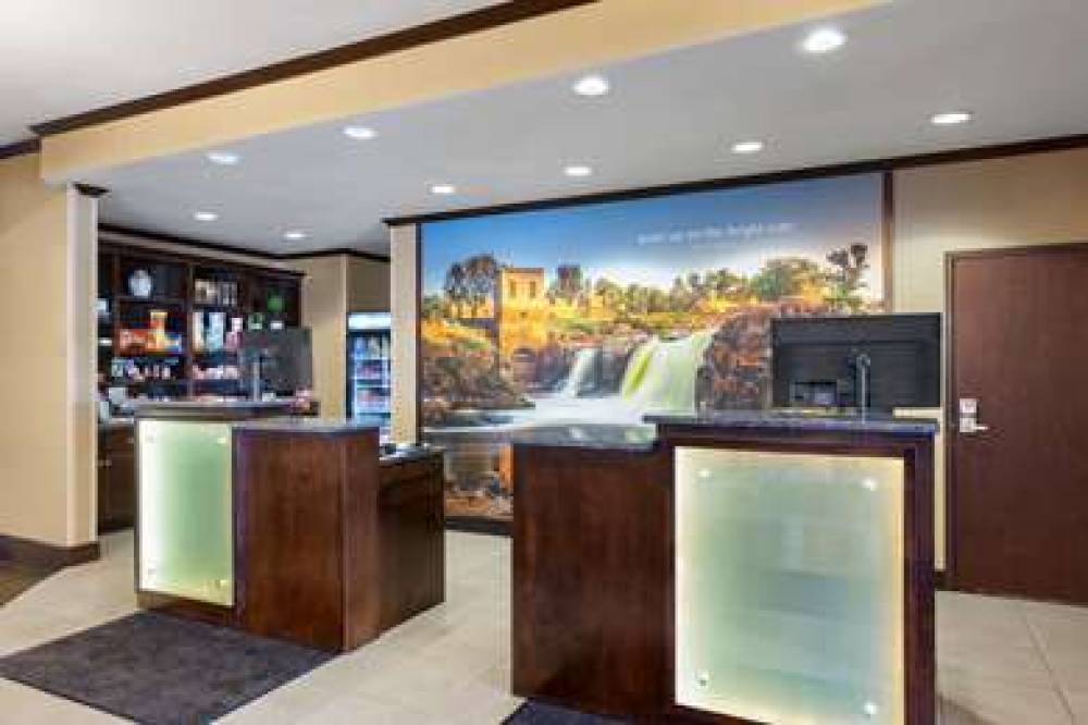 La Quinta Inn & Suites Sioux Falls 6