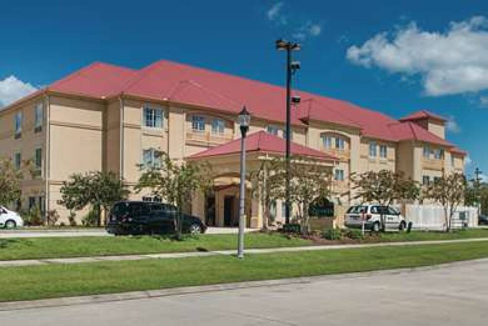 La Quinta Inn & Suites Slidell - North Shore Area 5