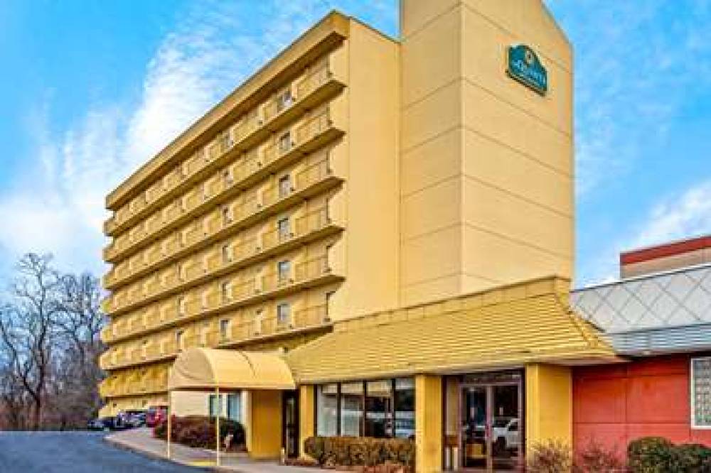 La Quinta Inn & Suites Stamford / New York City 2