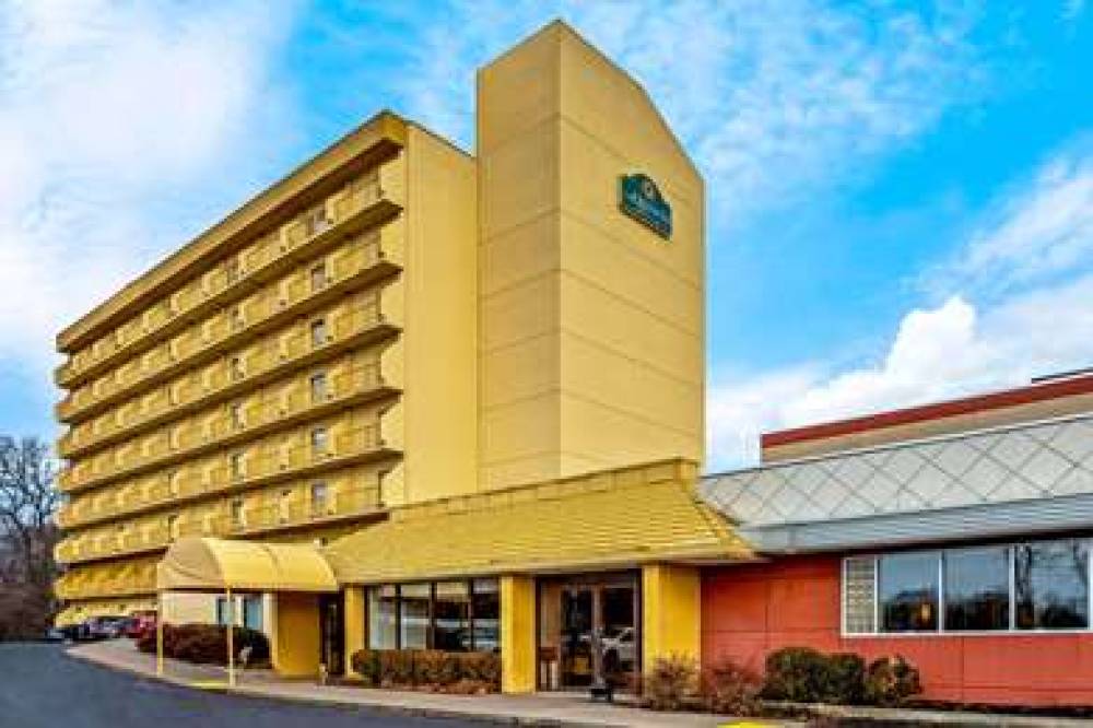 La Quinta Inn & Suites Stamford / New York City 3