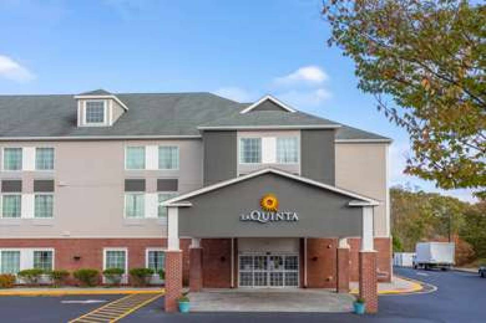 La Quinta Inn & Suites Stonington-Mystic Area 2