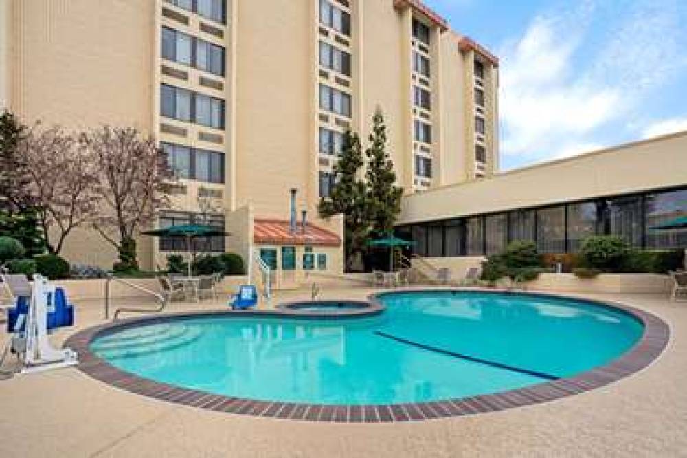 La Quinta Inn & Suites Tacoma - Seattle 7