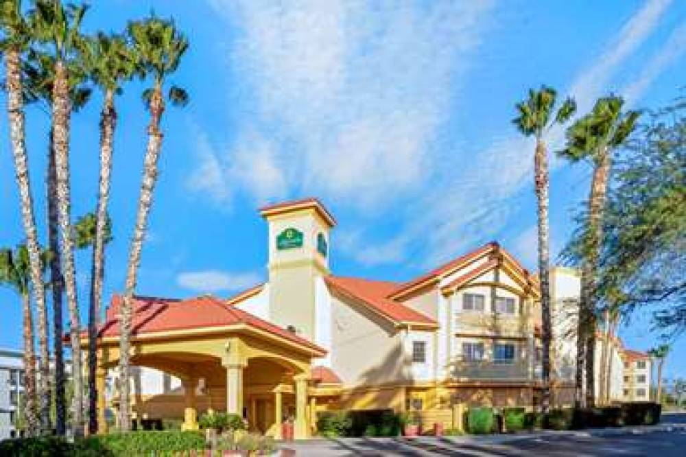 La Quinta Inn & Suites Tucson Airport 1