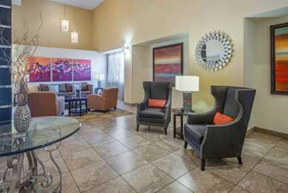 La Quinta Inn & Suites Tucson - Reid Park 5