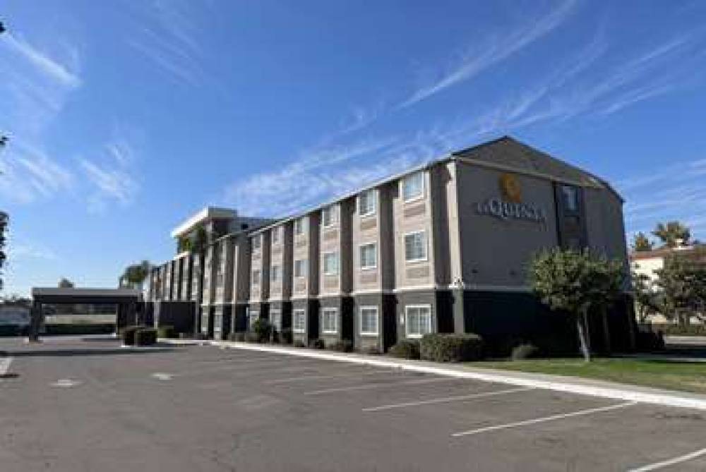 La Quinta Inn & Suites Tulare 4