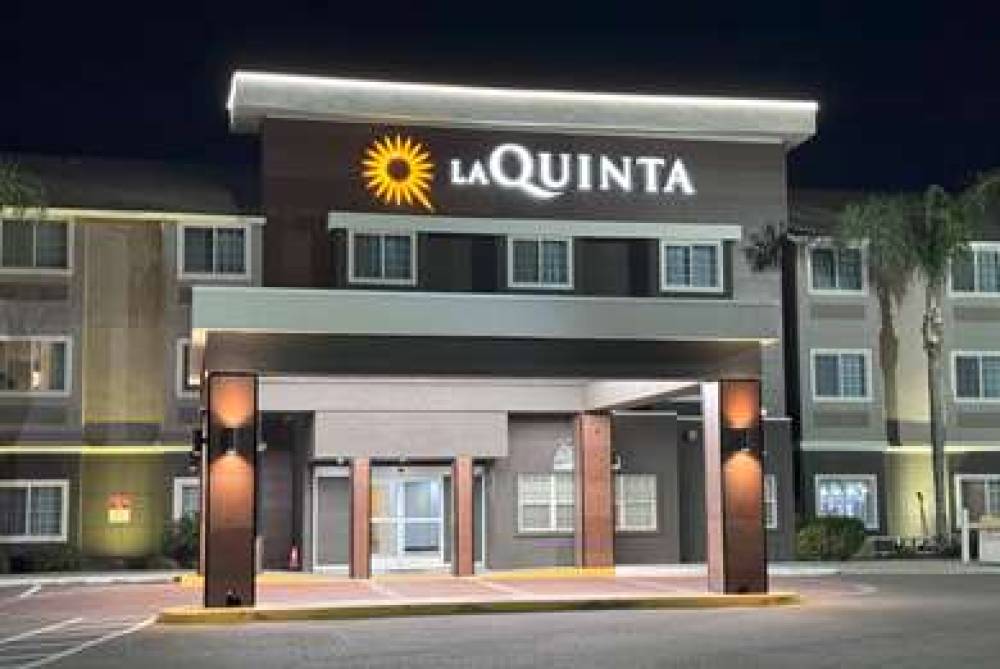 La Quinta Inn & Suites Tulare 7