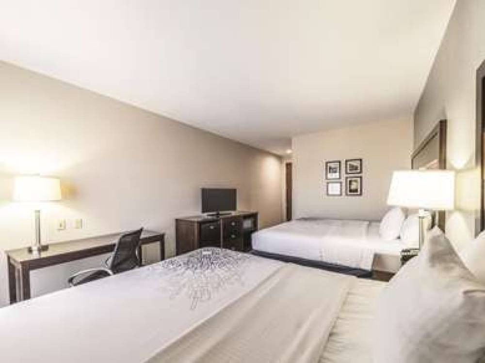 La Quinta Inn & Suites Tulsa - Catoosa 9