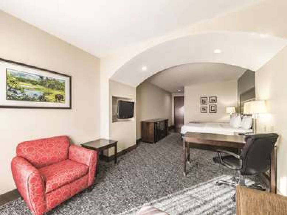 La Quinta Inn & Suites Tulsa - Catoosa 8