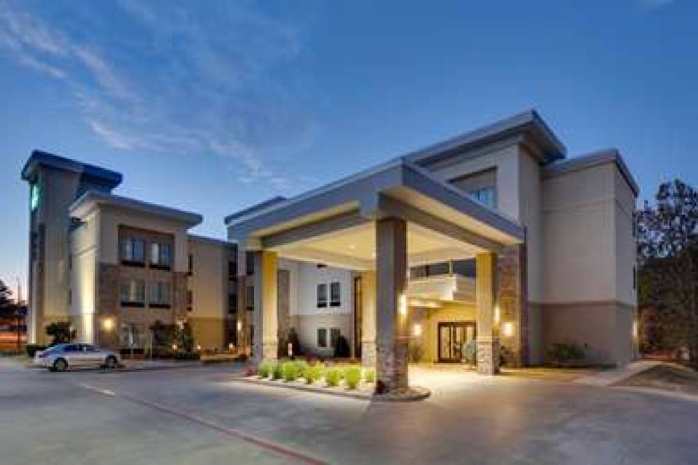 La Quinta Inn & Suites Tyler - University Area 1