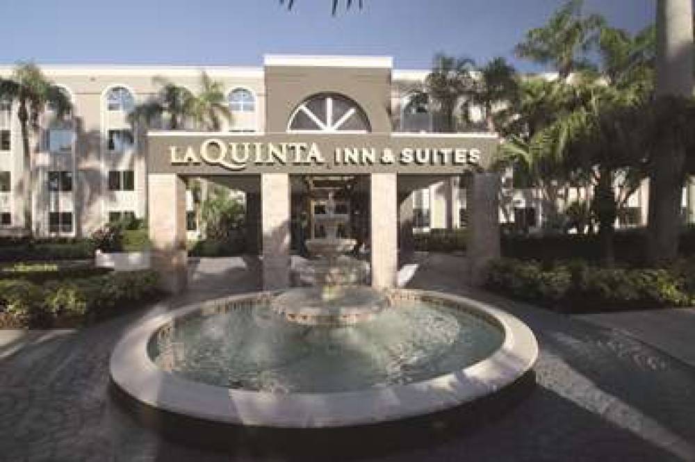 La Quinta Inn & Suites University Drive South 2