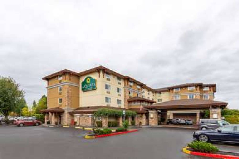 La Quinta Inn & Suites Vancouver 1