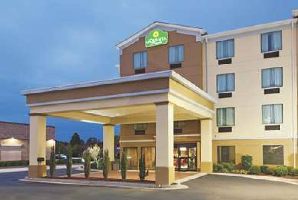 La Quinta Inn & Suites Warner Robins - Robins AFB 1