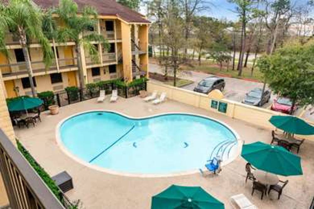 La Quinta Inn The Woodlands North 6