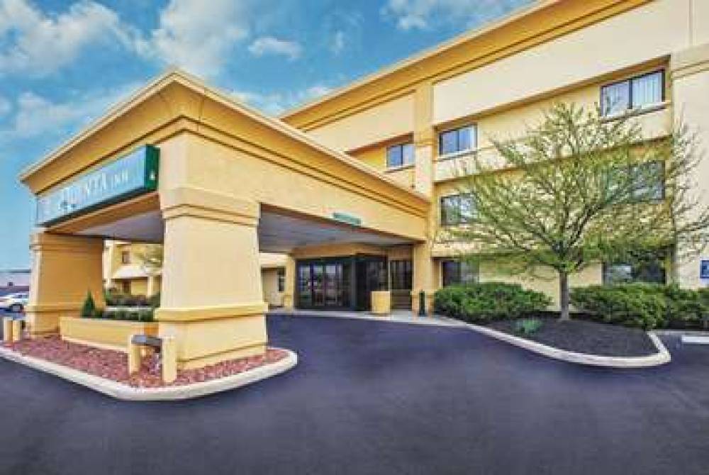 La Quinta Inn Toledo Perrysburg 1