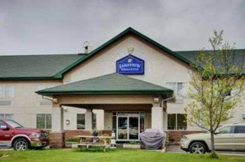 Lakeview Inn And Suites Whitec