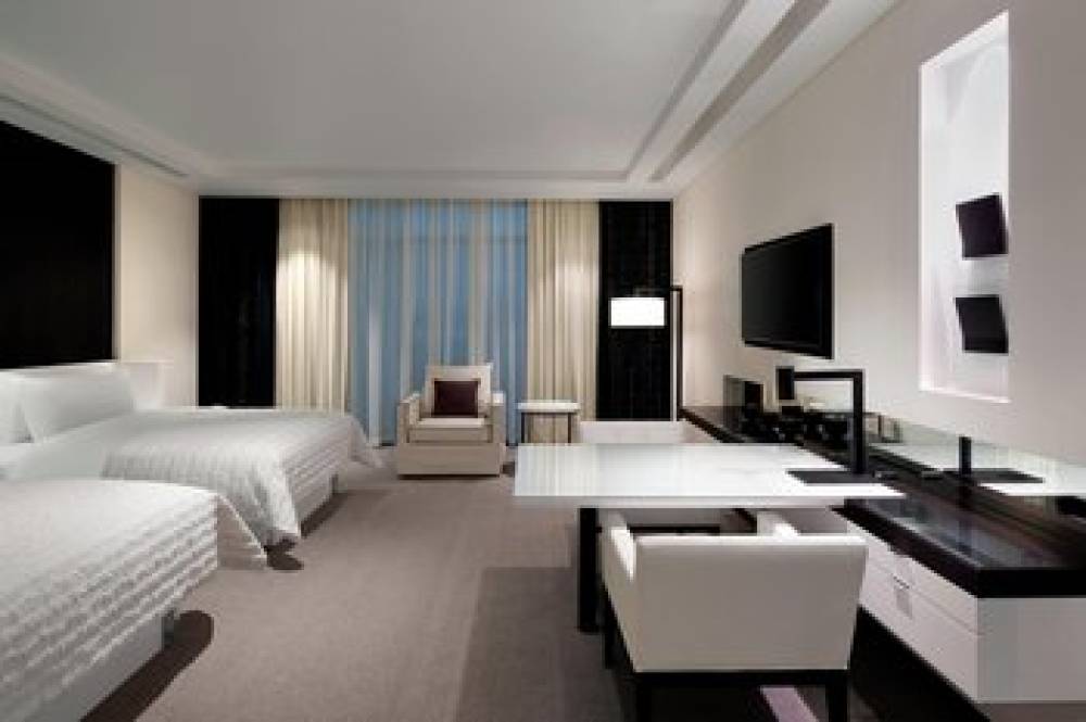 Le Meridien Dubai Hotel & Conference Centre 10