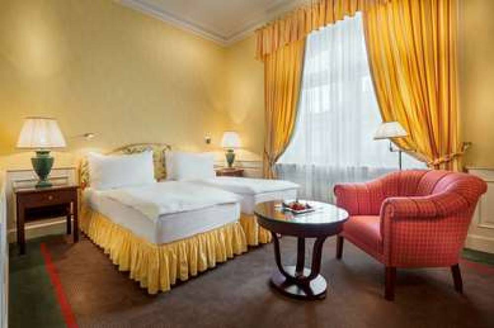 LE PALAIS ART HOTEL PRAGUE 8