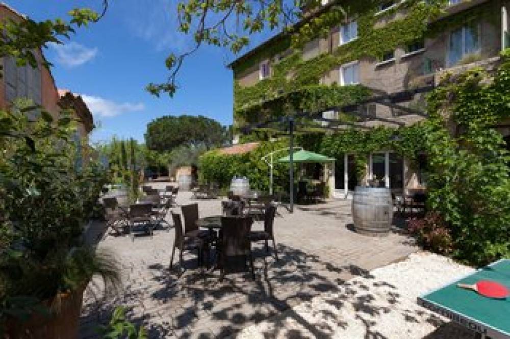 LES VIGNES BLANCHES HOTEL 4